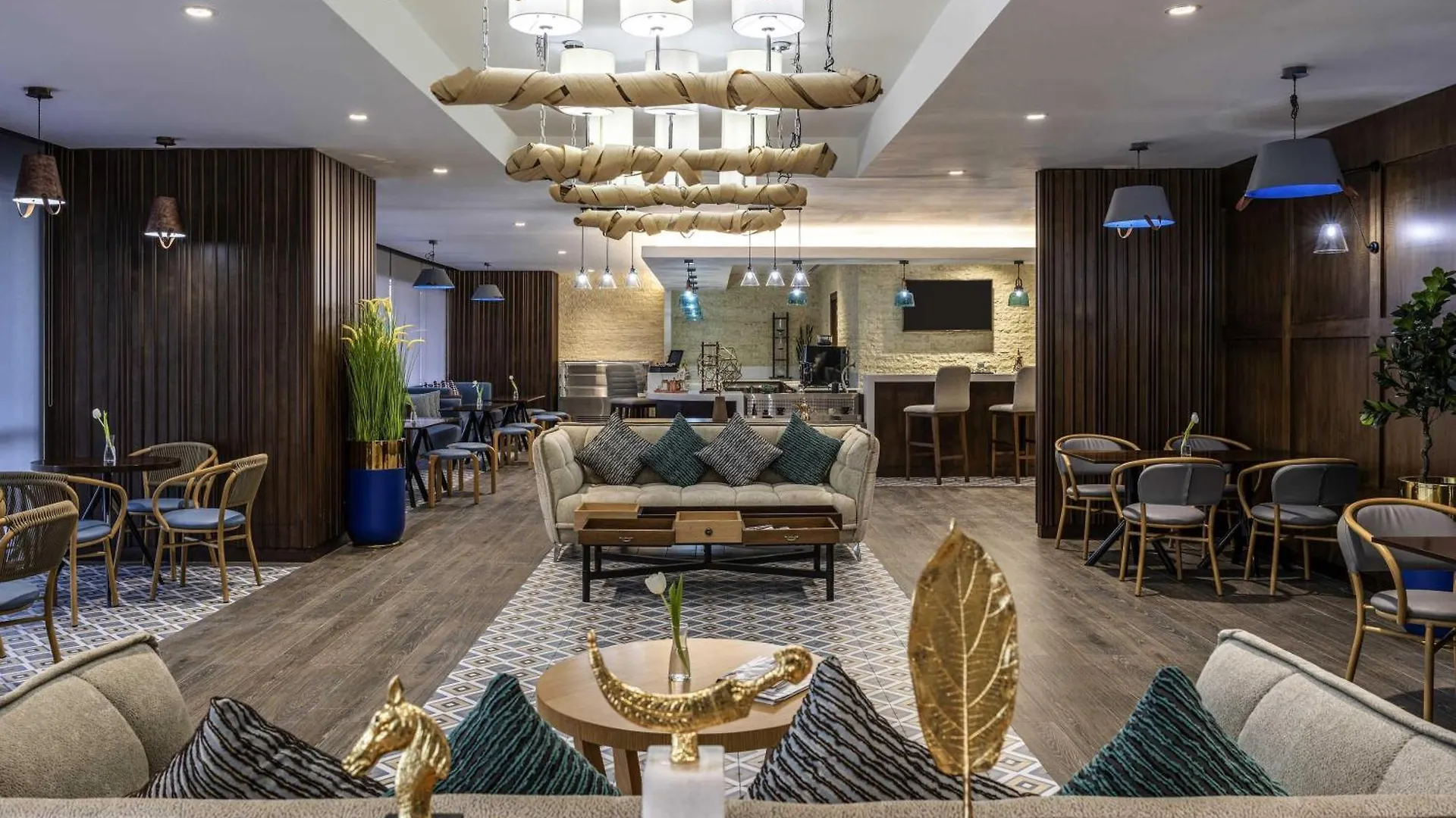 Novotel Makkah Thakher City Mecca 4*,