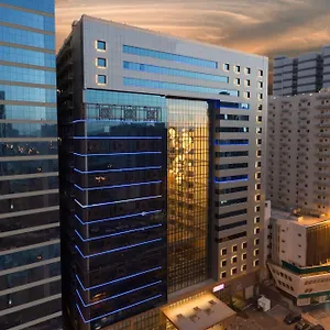 Razana Al Rawdha Otel